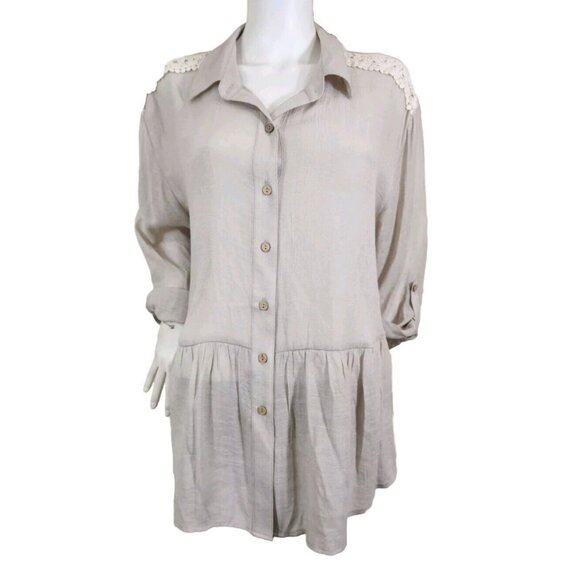I.N. Studio Women's Top Blouse Size 1X Button Front Roll-Tab Sleeves Sand (24) - Picture 1 of 12